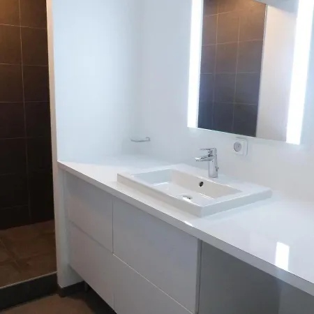 Plage, Piscine, Balcon, Animaux, Parking - Fr-1-194-201